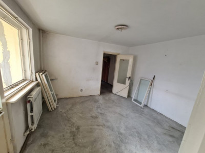 Tomis Nord - Brotacei - apartament 2 camere parter stradal