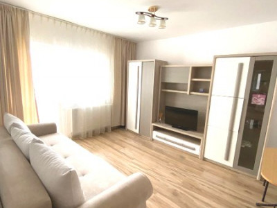 ICIL - Apartament frumos, luminos, cu balcon și centrala proprie pe gaz. 