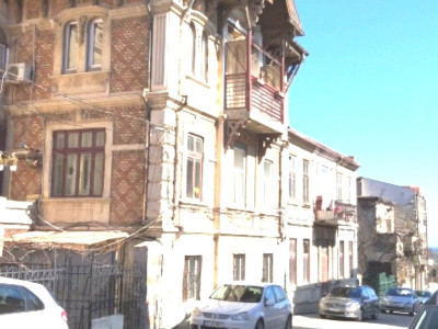PENINSULA BISERICA GREACA - Apartament in vila cu arhitectura impunatoare !