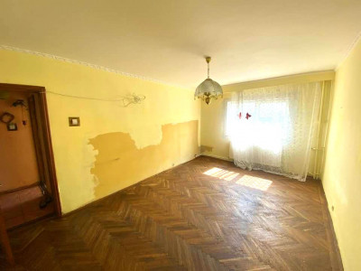 Apartament 3 camere, decomandat, zona DACIA / B.P. Hasdeu