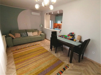 FALEZA NORD - UNIRII. Apartament cu 4 camere modern, totul nou!