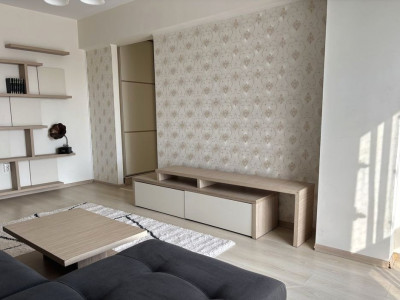 TOMIS PLUS - Apartament 2 Camere Decomandat  Confort, Eleganță și Locație de Top